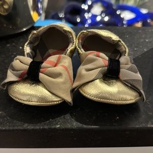 Burberry Flats - Newborn